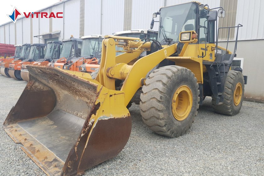 Xe xúc lật KOMATSU WA380-6