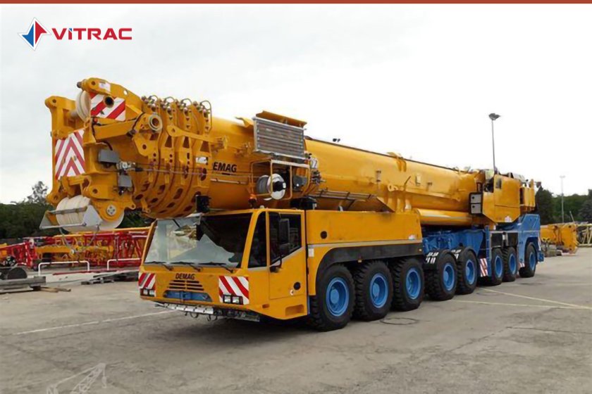 Cẩu bánh lốp Demag AC 500-8